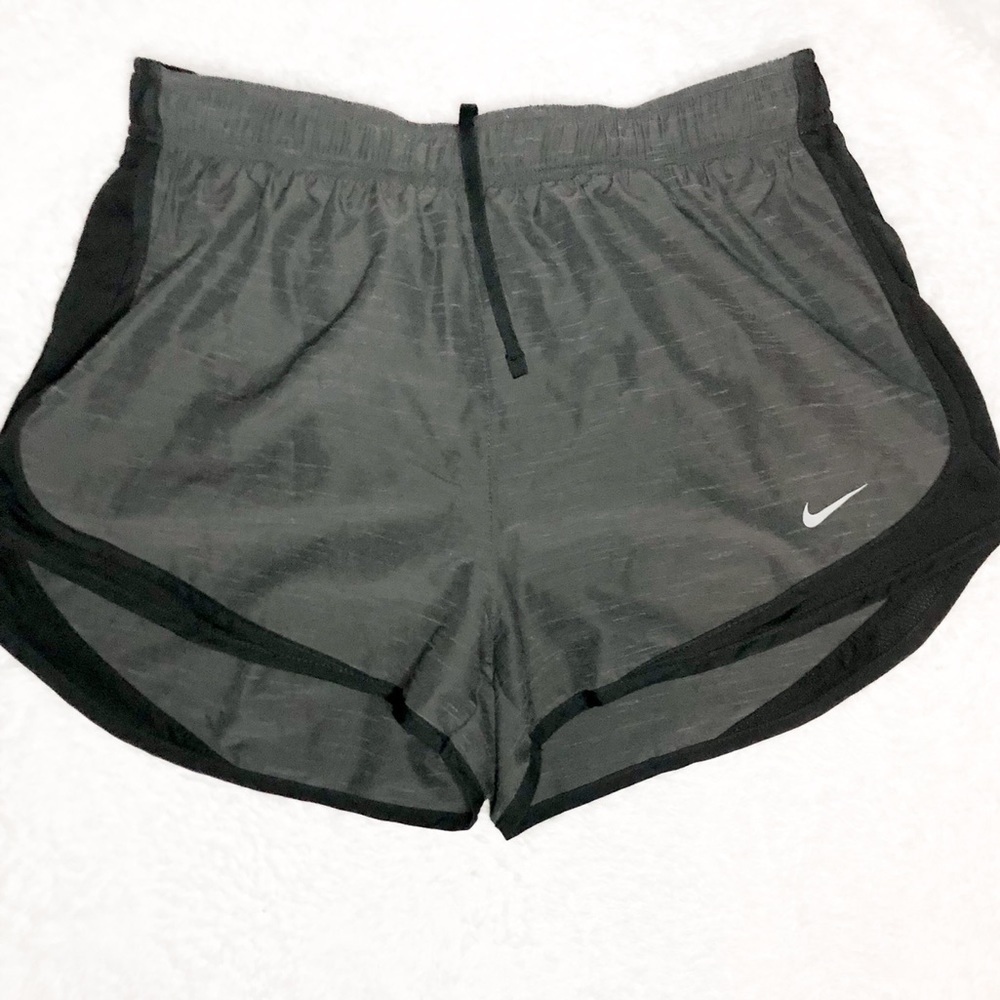 Nike Grey & Black Dri Fit Activewear Running Shorts Size Medium